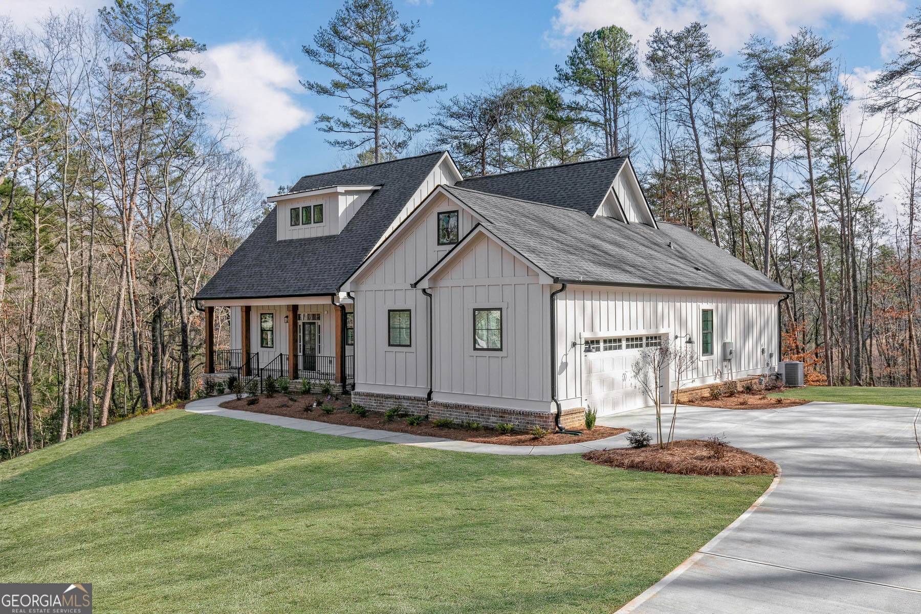 Ball Ground, GA 30107,354 Oxford Road