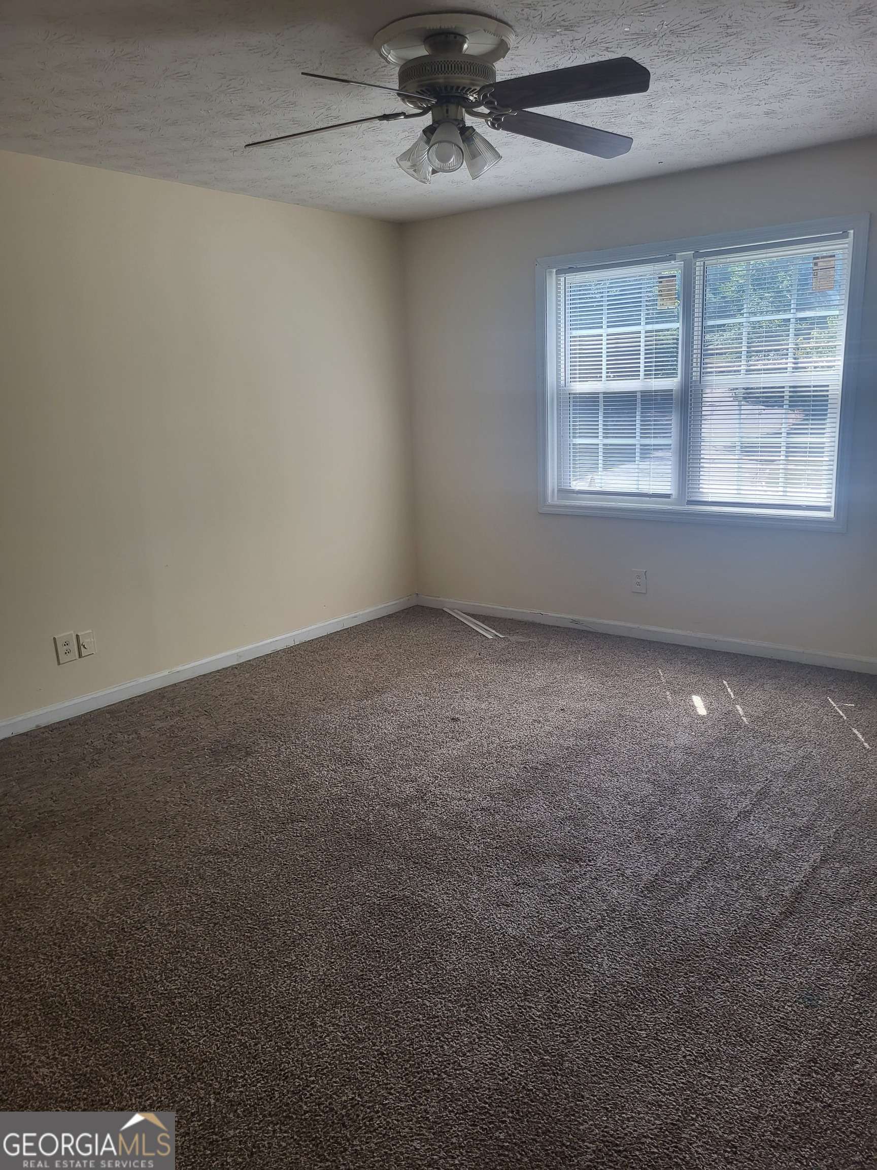 Sandy Springs, GA 30350,400 North River Pkwy #B