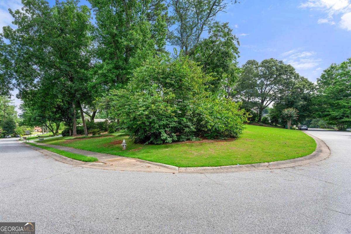 Marietta, GA 30068,4131 Summit DR