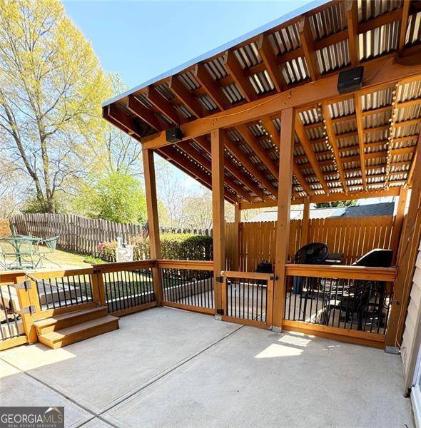 Lawrenceville, GA 30044,321 ROSES CREEK DR