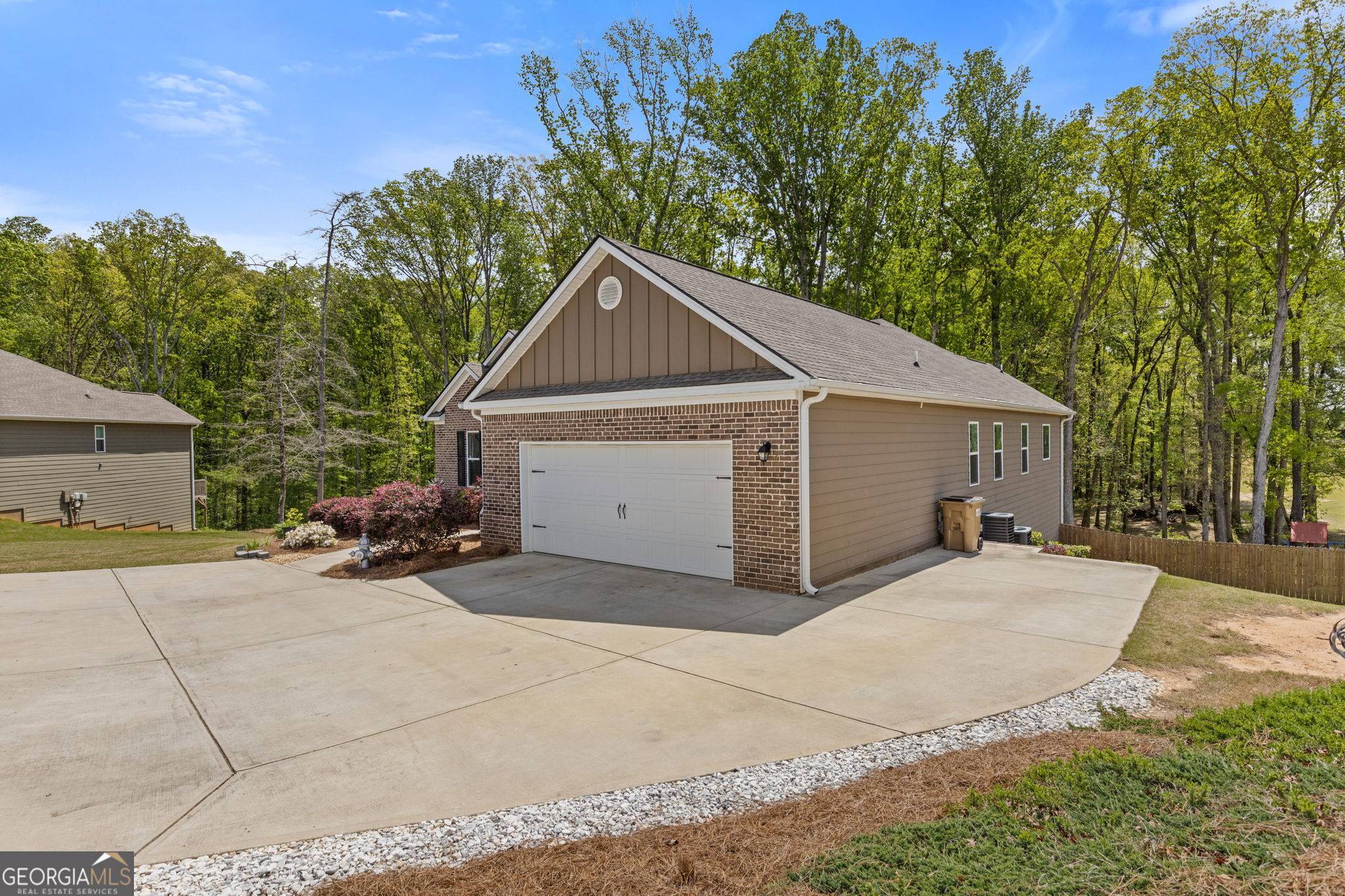 Winder, GA 30680,321 McMillian CT