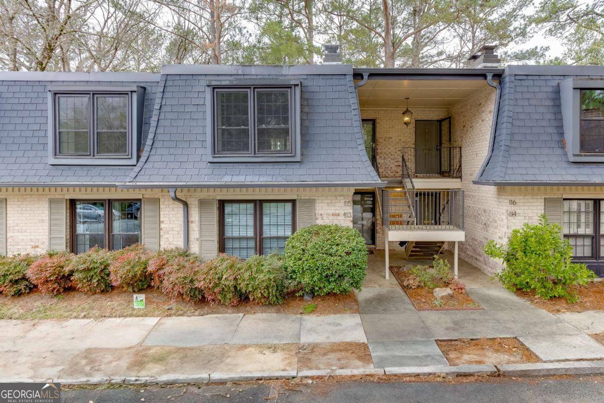 Atlanta, GA 30327,115 WOODMERE SQ NW #115