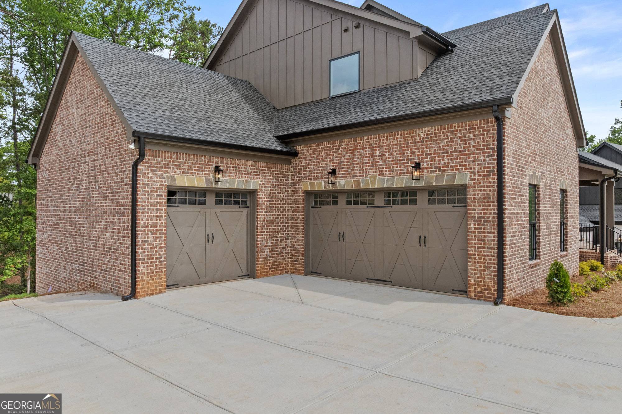 Buford, GA 30518,6120 Hutchins DR