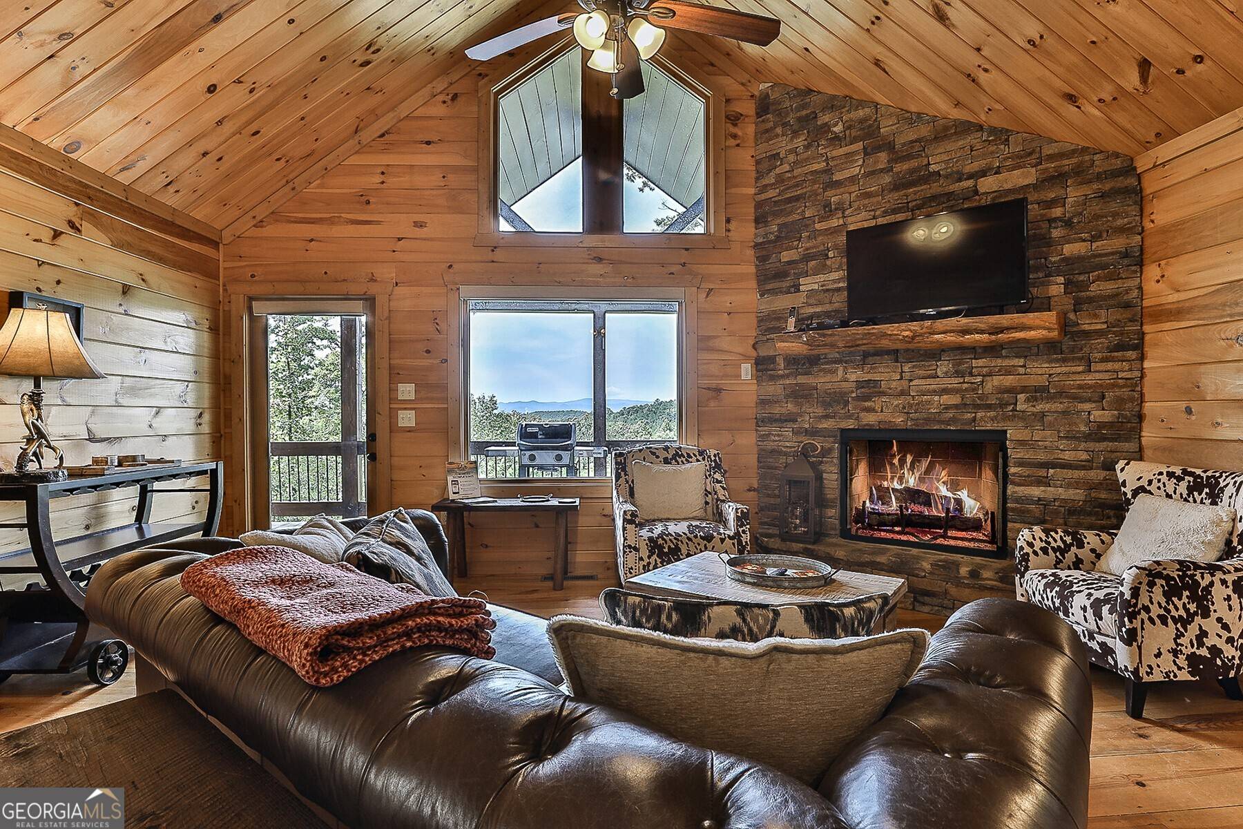 Mineral Bluff, GA 30559,211 Big Timber RD
