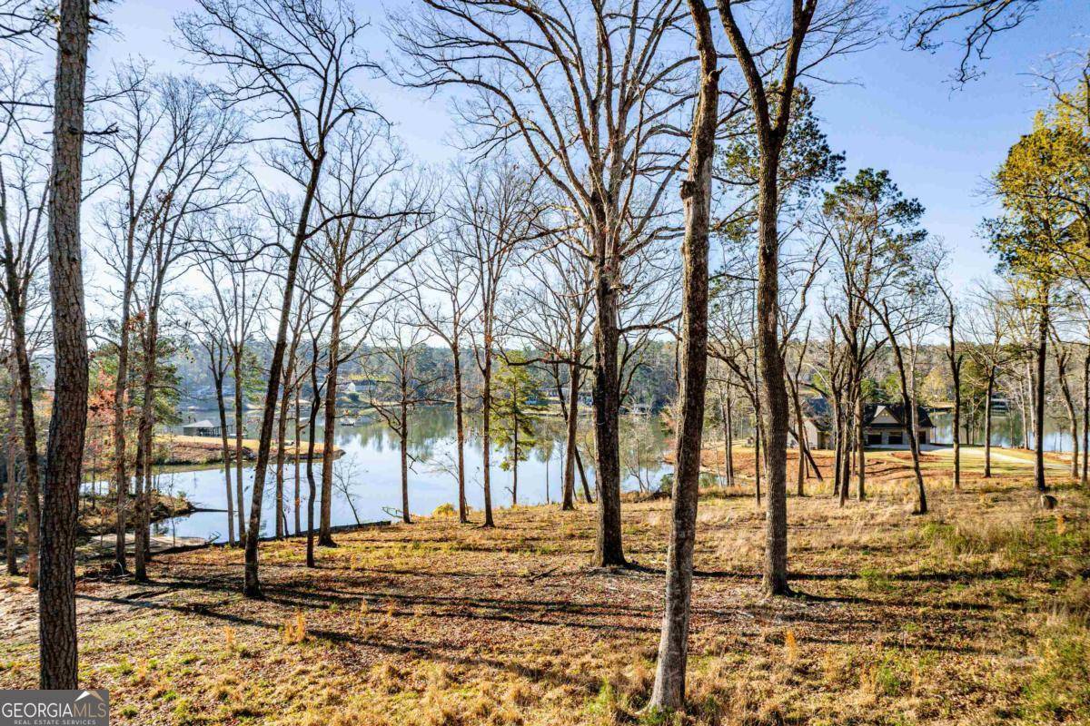 Milledgeville, GA 31061,215 Falls LN