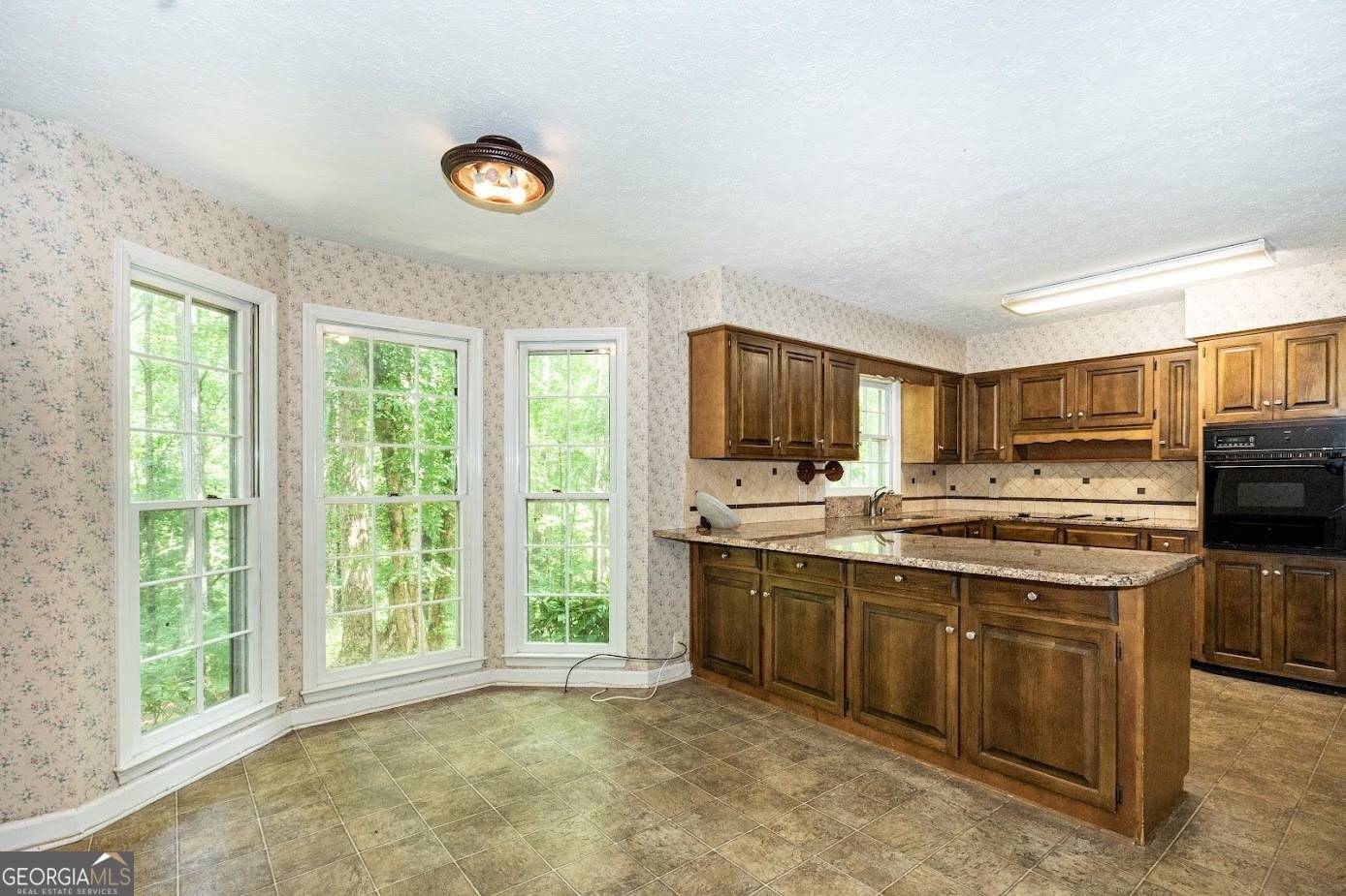 Lagrange, GA 30240,110 Highland TRL