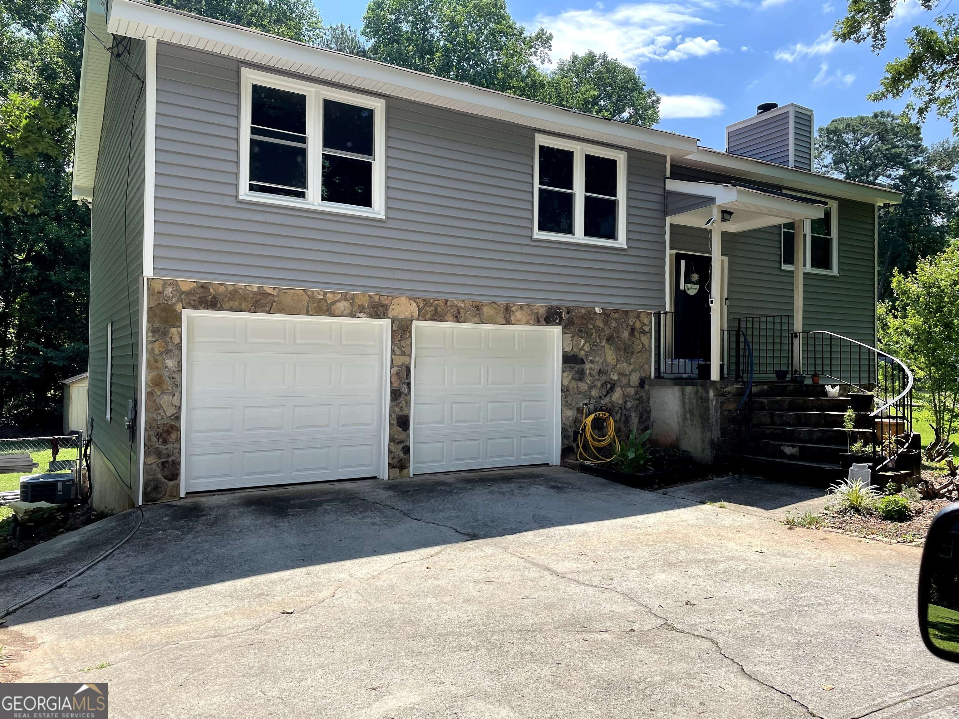 Lilburn, GA 30047,378 Cole DR SW