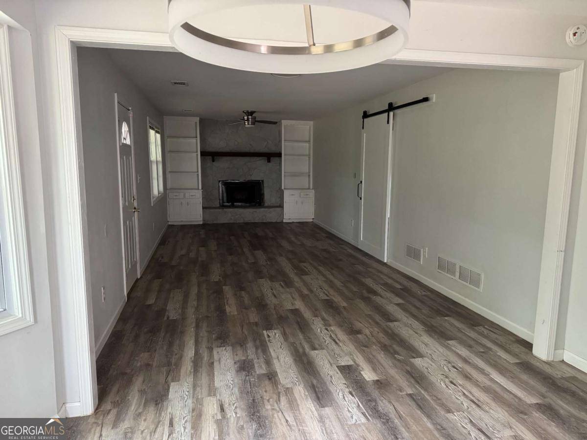 Rex, GA 30273,6921 Babbling Brook DR