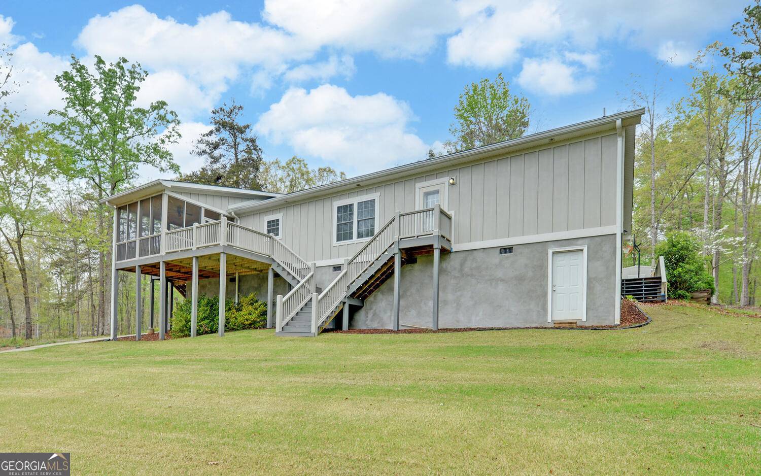 Hartwell, GA 30643,899 Paynes Creek RD
