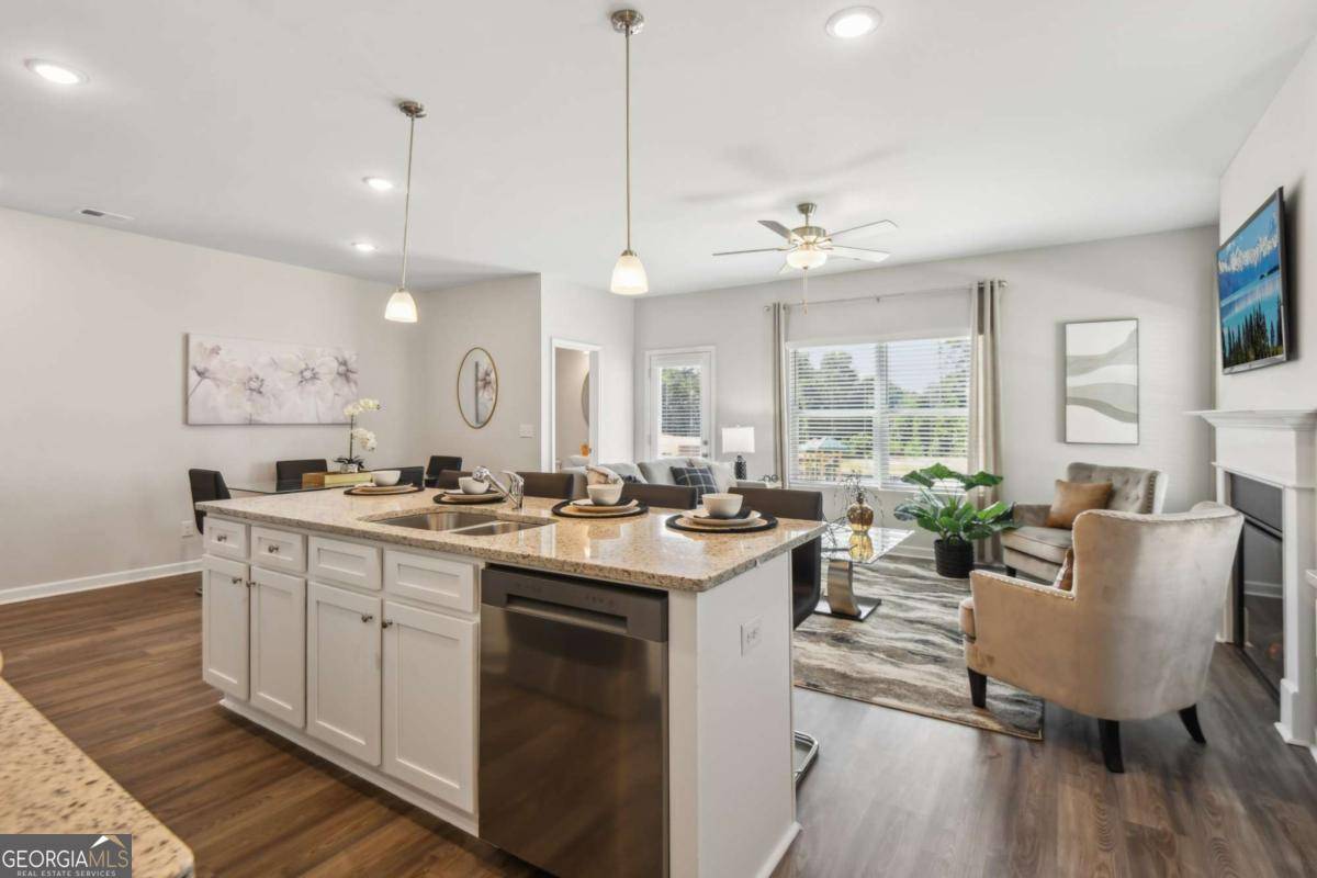 Morrow, GA 30260,6348 Towhee WAY
