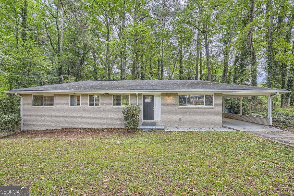 Atlanta, GA 30331,2184 Pemberton RD SW
