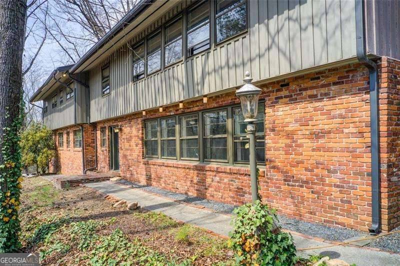Atlanta, GA 30342,120 Maryeanna DR