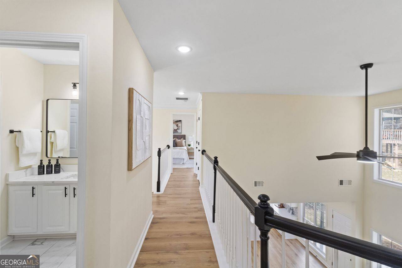East Point, GA 30344,3286 SIR HENRY ST