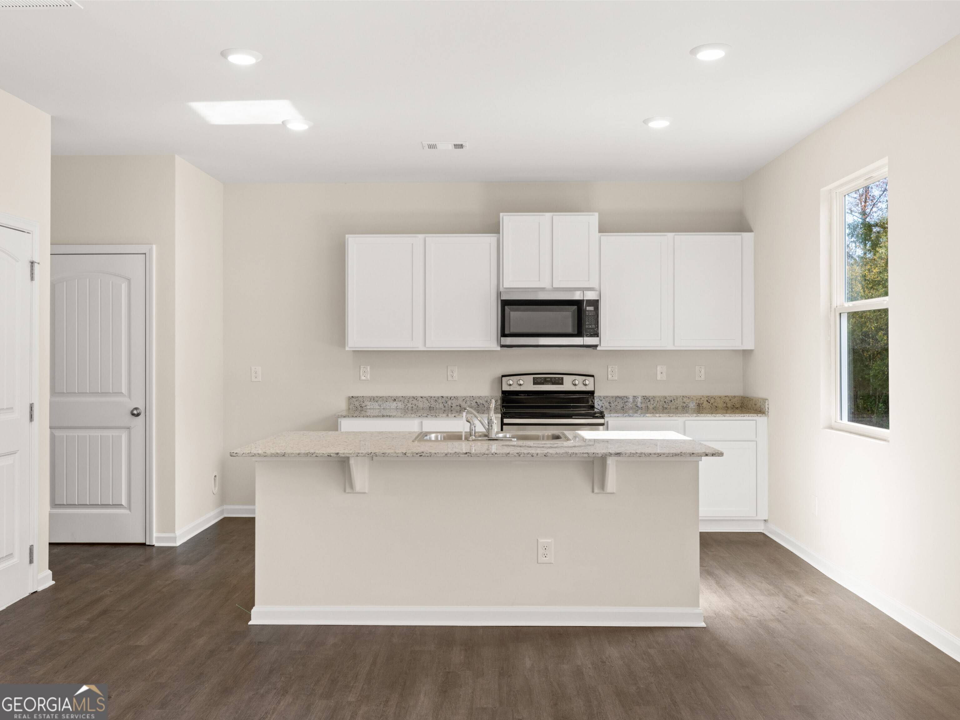 Fairburn, GA 30213,8203 Bluewater DR