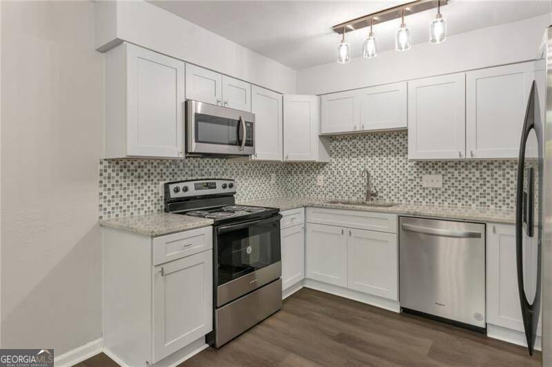 Atlanta, GA 30327,41 Cantey PL NW