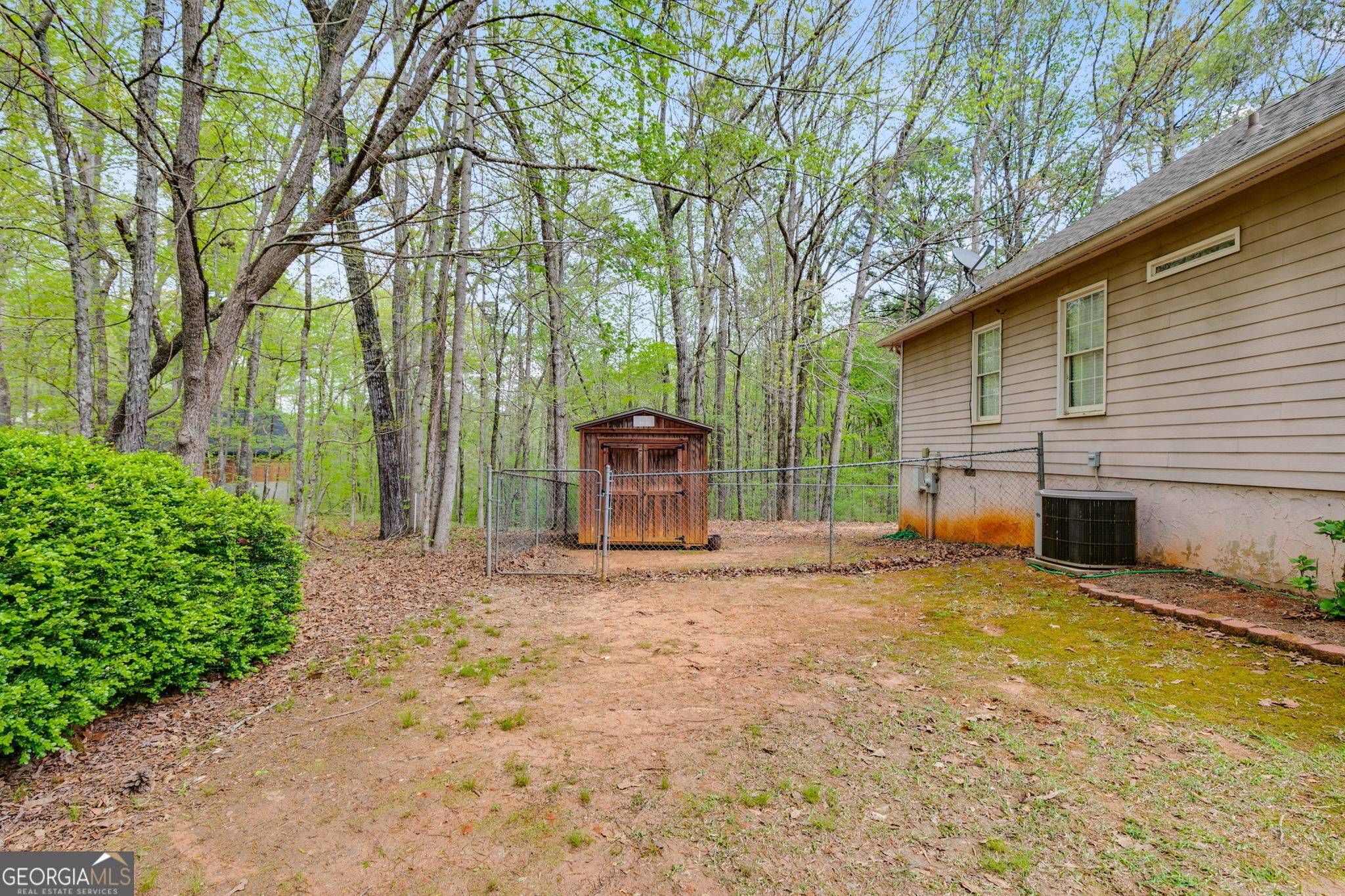 Hogansville, GA 30230,86 S Chattahoochee DR