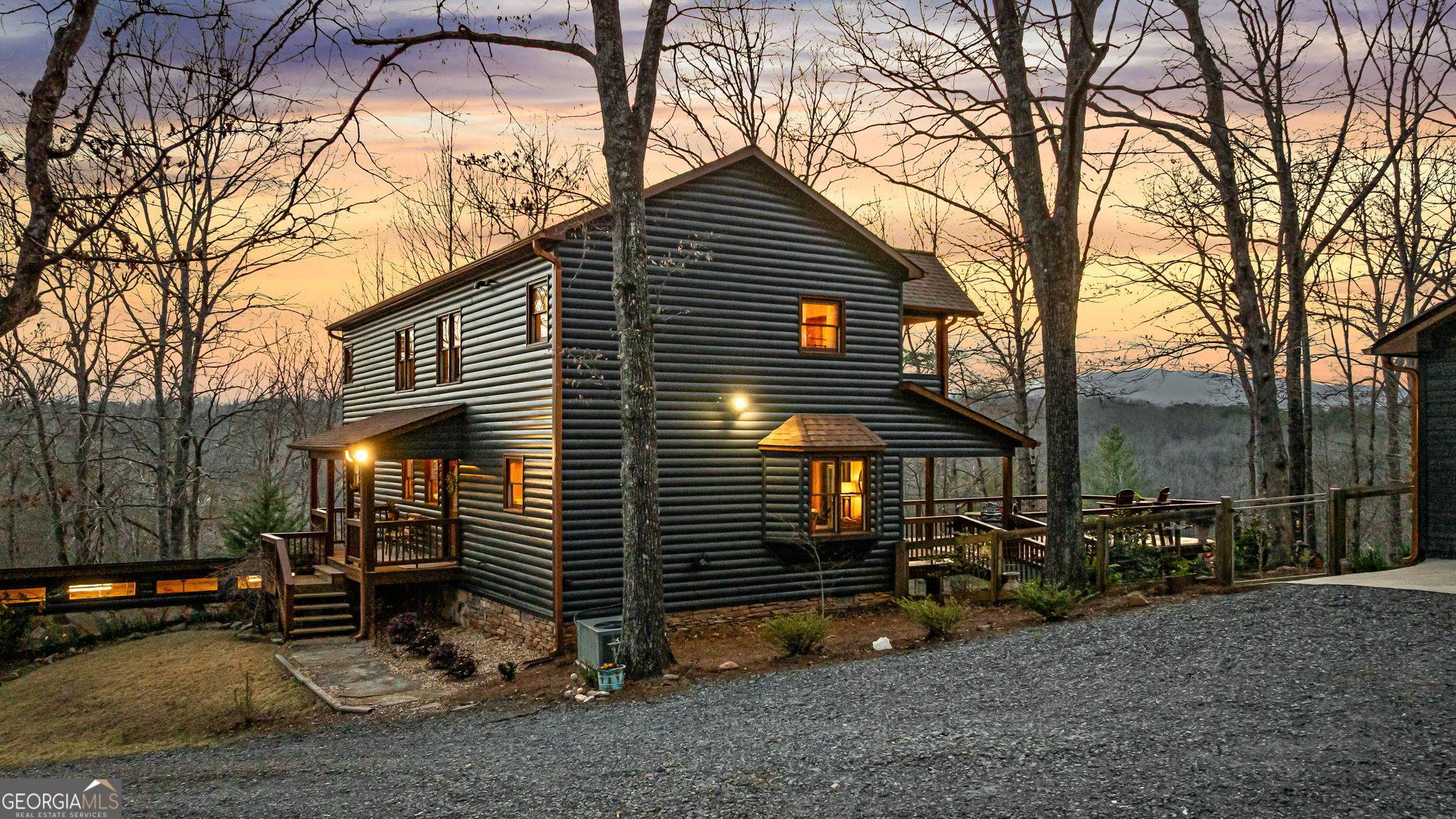 Blue Ridge, GA 30513,364 Bice LN