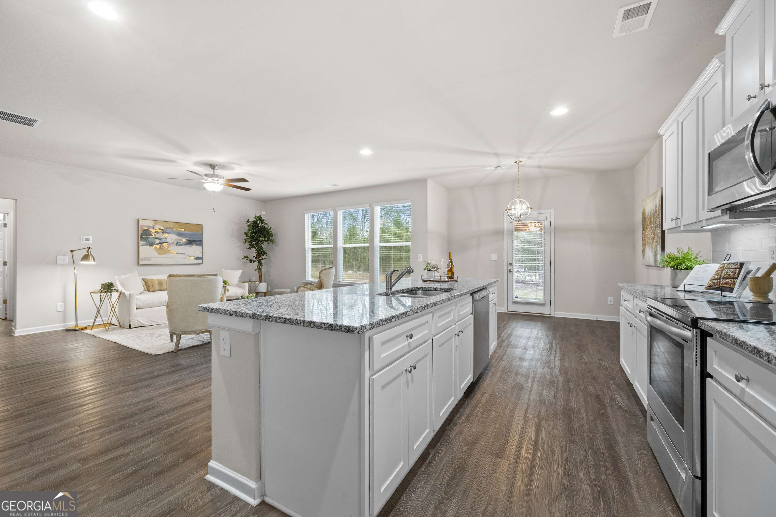 Forsyth, GA 31029,243 PRESIDENTS WAY