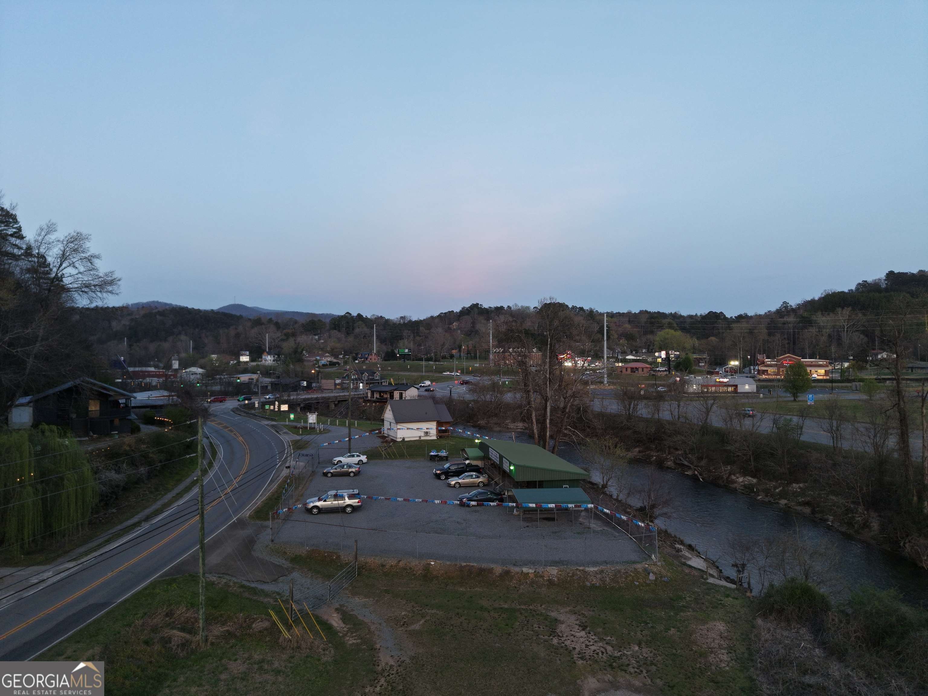 Ellijay, GA 30540,400 River ST