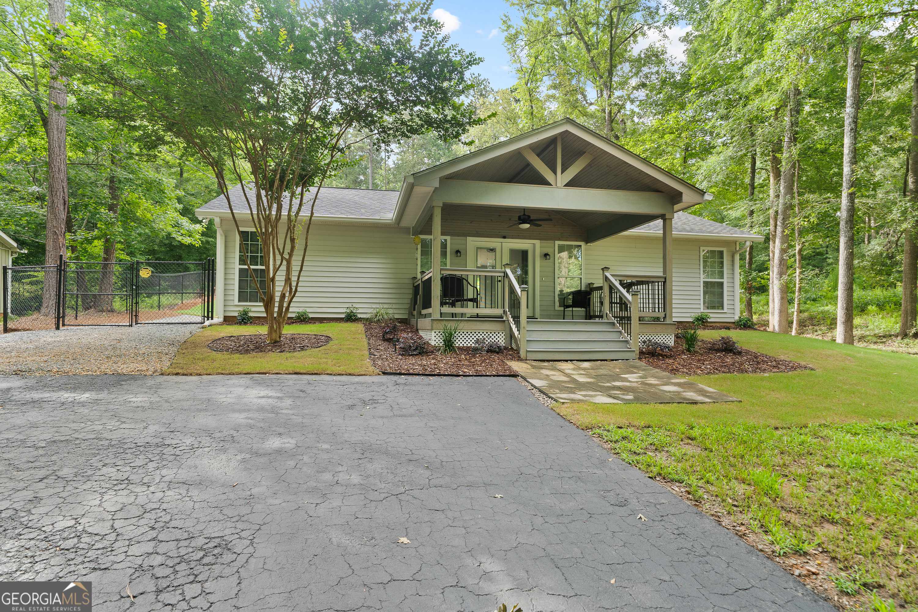 Eatonton, GA 31024,348 Bluegill RD