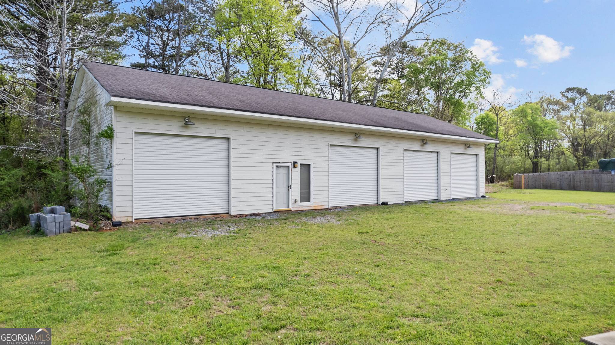 Silver Creek, GA 30173,745 Pleasant Valley RD SE