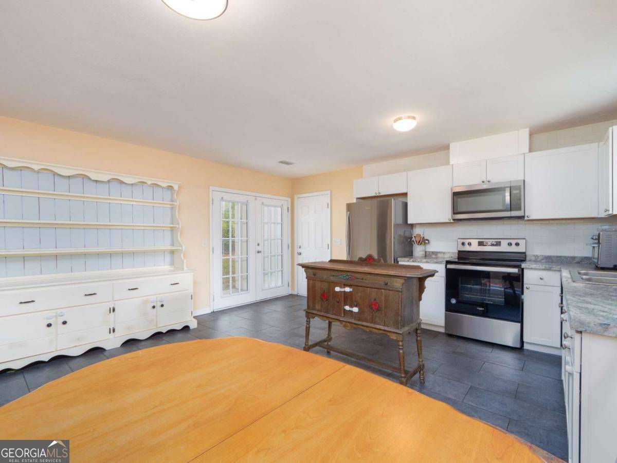 Brunswick, GA 31525,244 Sherwood LN