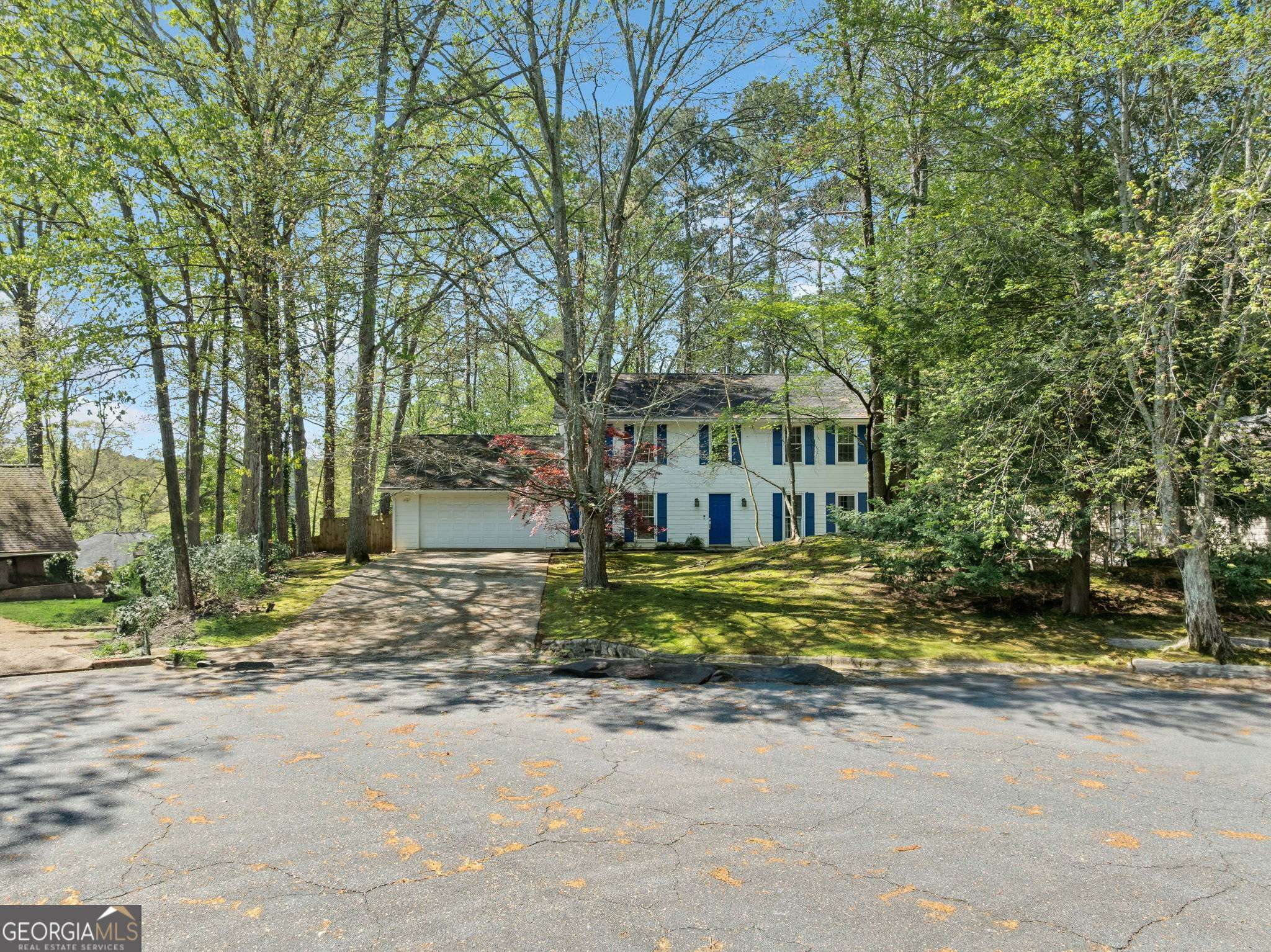 Roswell, GA 30076,985 Lake Haven CT