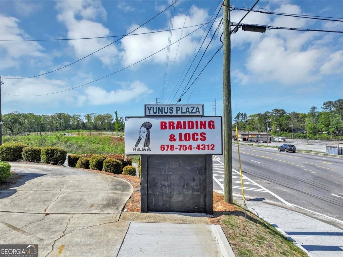 Mableton, GA 30126,6084 Mableton Pkwy SW