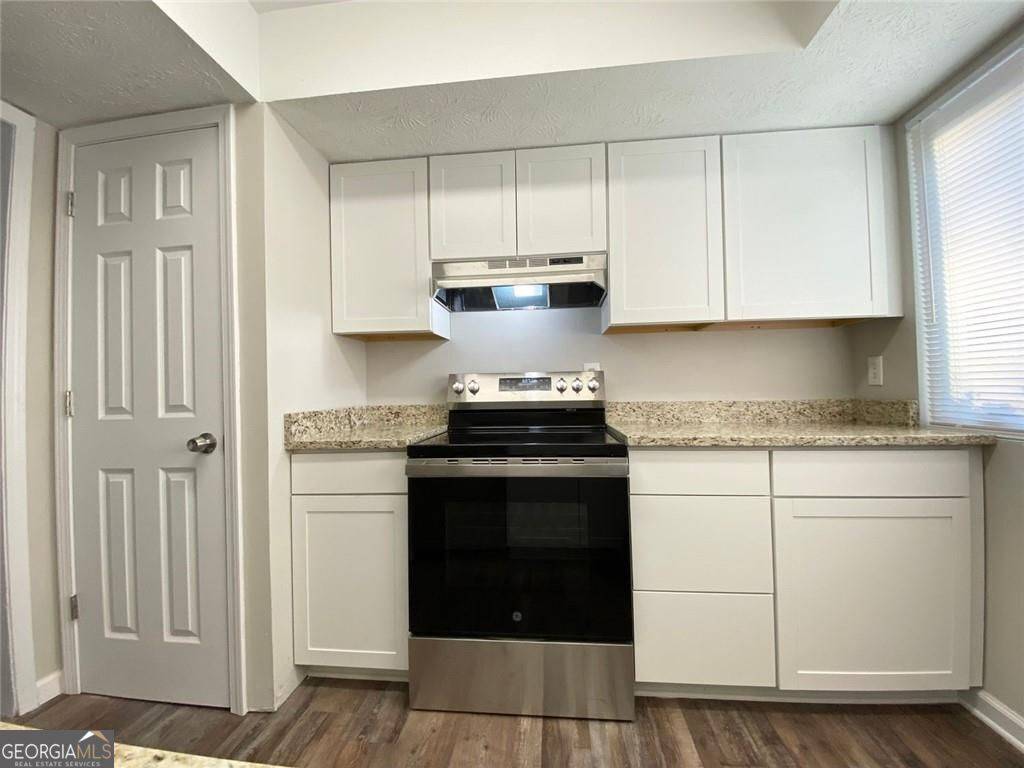 Austell, GA 30168,927 Pine Oak TRL