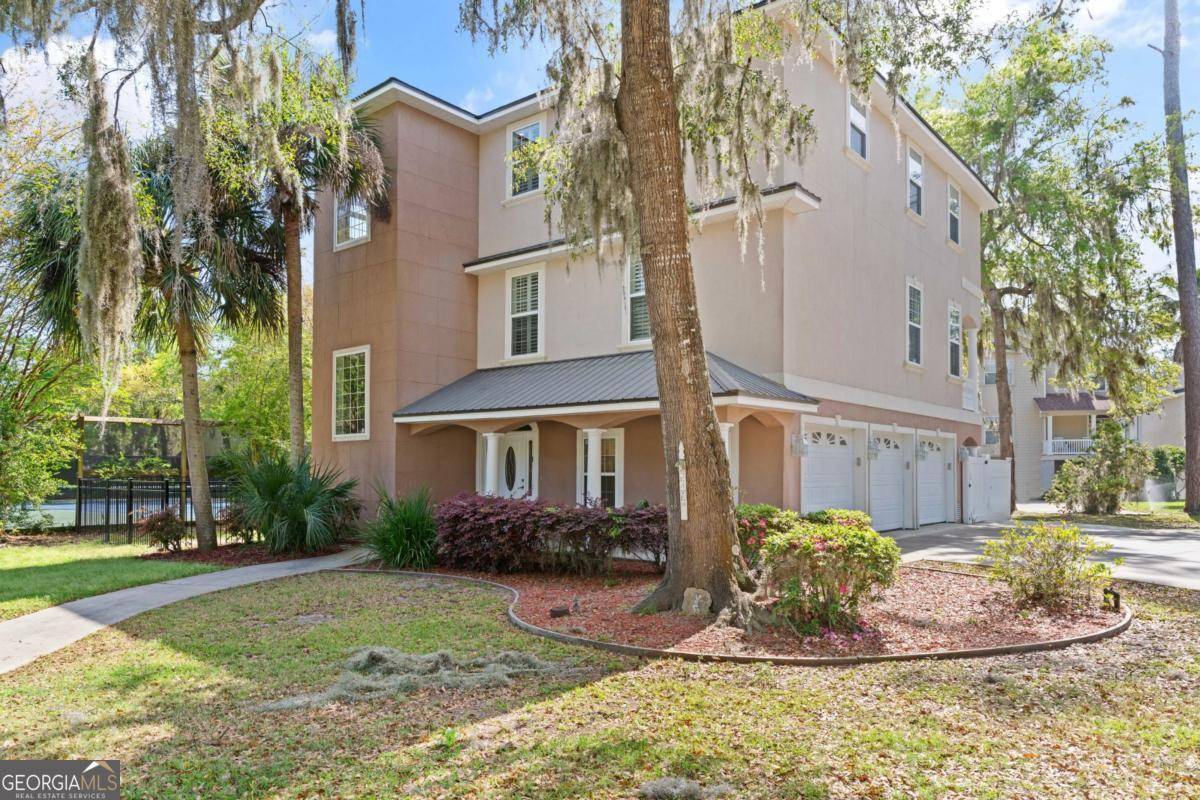 St. Simons, GA 31522,142 Montrose