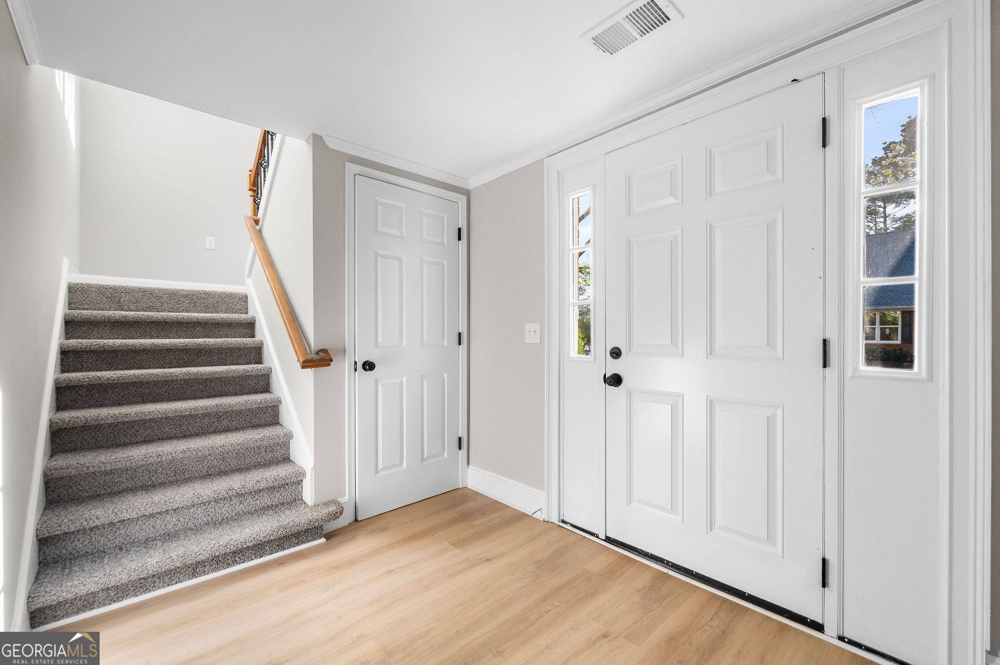 Alpharetta, GA 30022,3 S Riversong LN