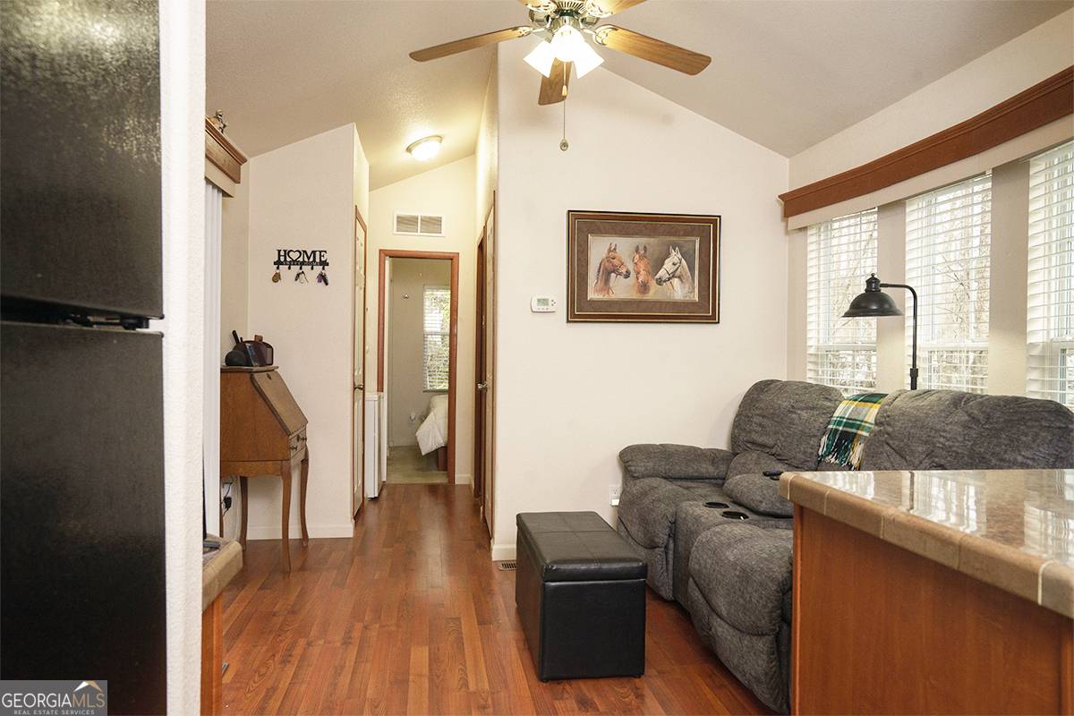 Cleveland, GA 30528,16 Bear Lovers CT