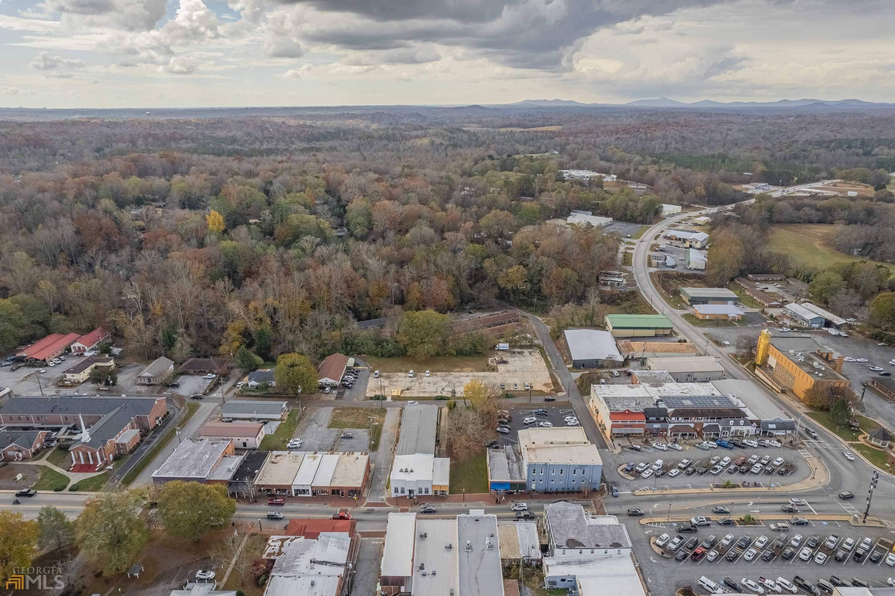 Clarkesville, GA 30523,1371 Washington ST
