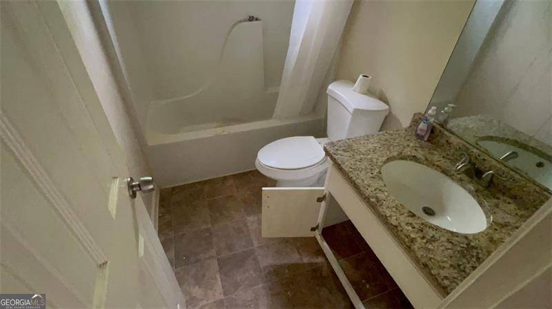 Locust Grove, GA 30248,100 WATERS EDGE DR