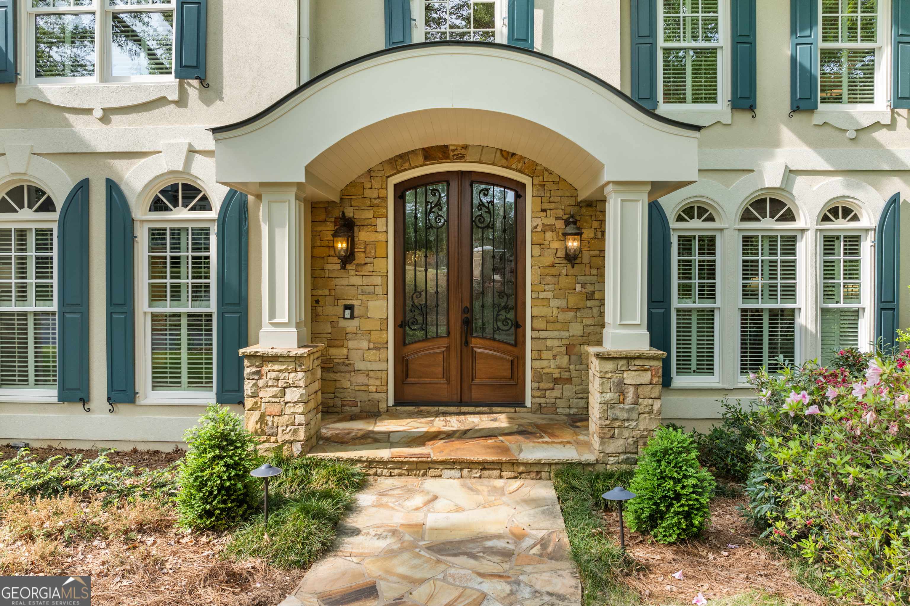 Peachtree Corners, GA 30092,6140 Rachel RDG