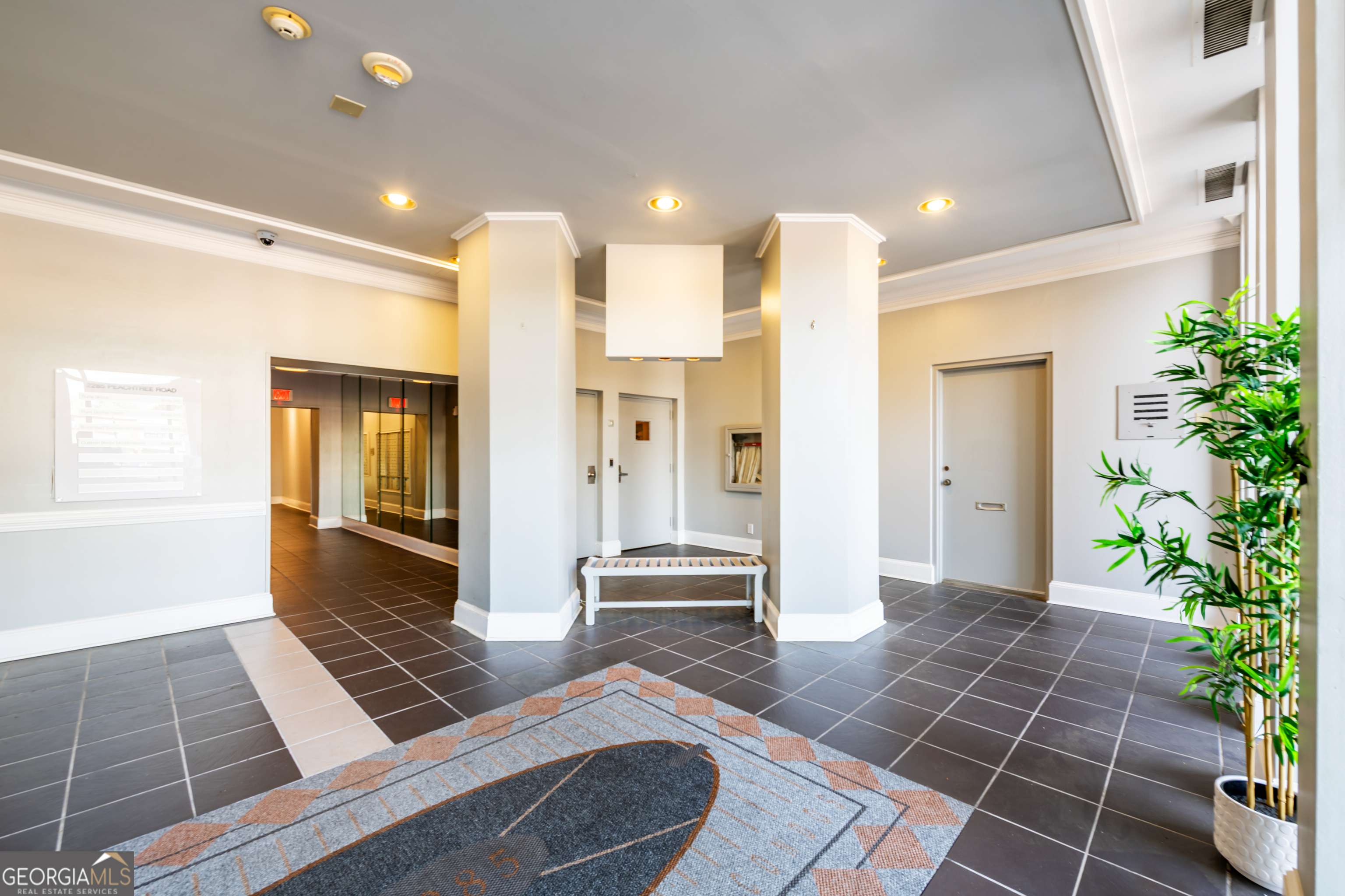 Atlanta, GA 30309,2285 Peachtree RD NE #604