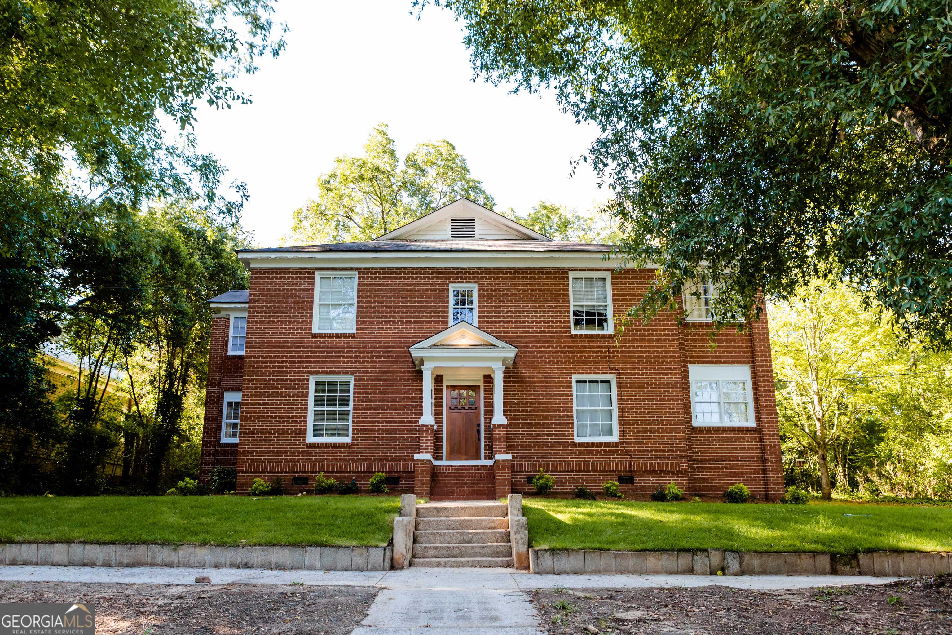 Milledgeville, GA 31061,111 E Screven ST #2