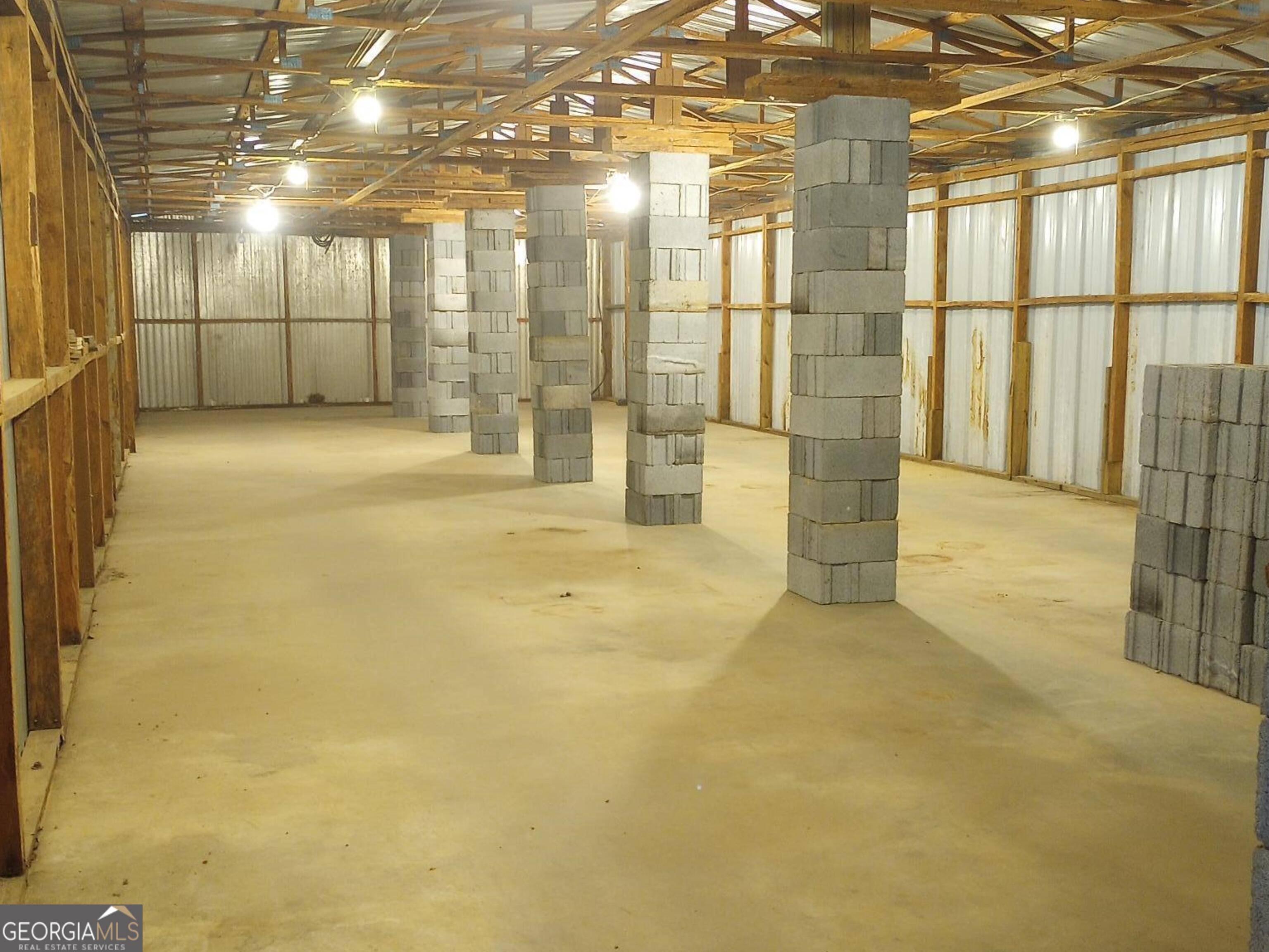Silver Creek, GA 30173,364 Pleasant Valley RD SE #A