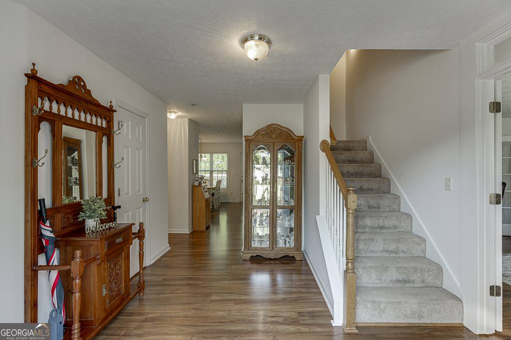 Buford, GA 30519,3652 Buttercup CT