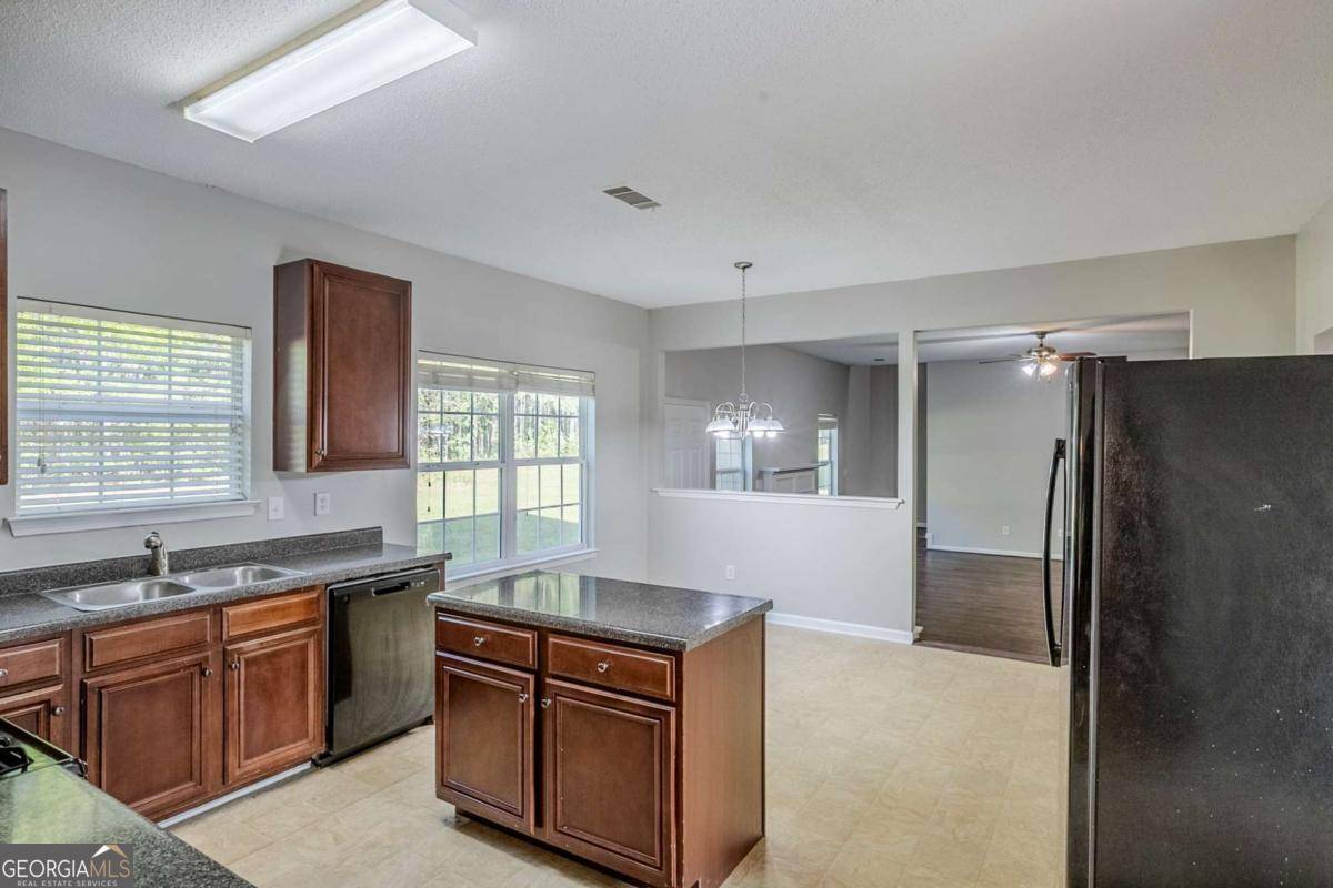Atlanta, GA 30331,5011 Wewatta ST SW