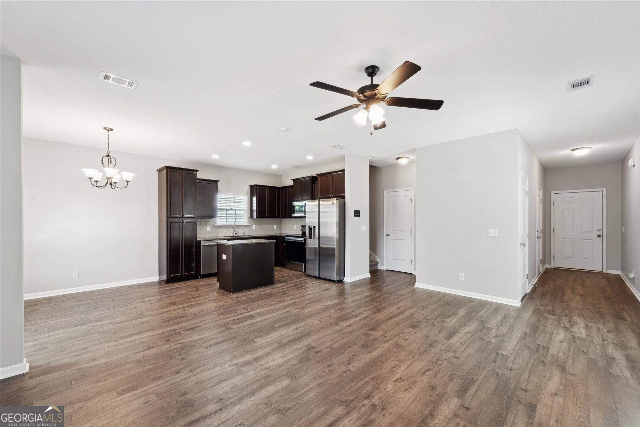 Hinesville, GA 31313,51 Trask CIR
