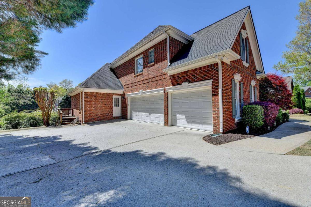 Alpharetta, GA 30022,870 Longstone LNDG