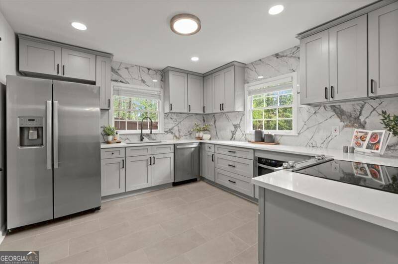 Atlanta, GA 30342,3915 Ivy RD NE