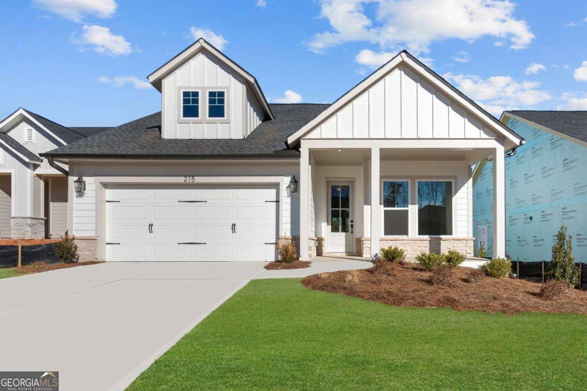 Woodstock, GA 30189,215 Strawberry LN