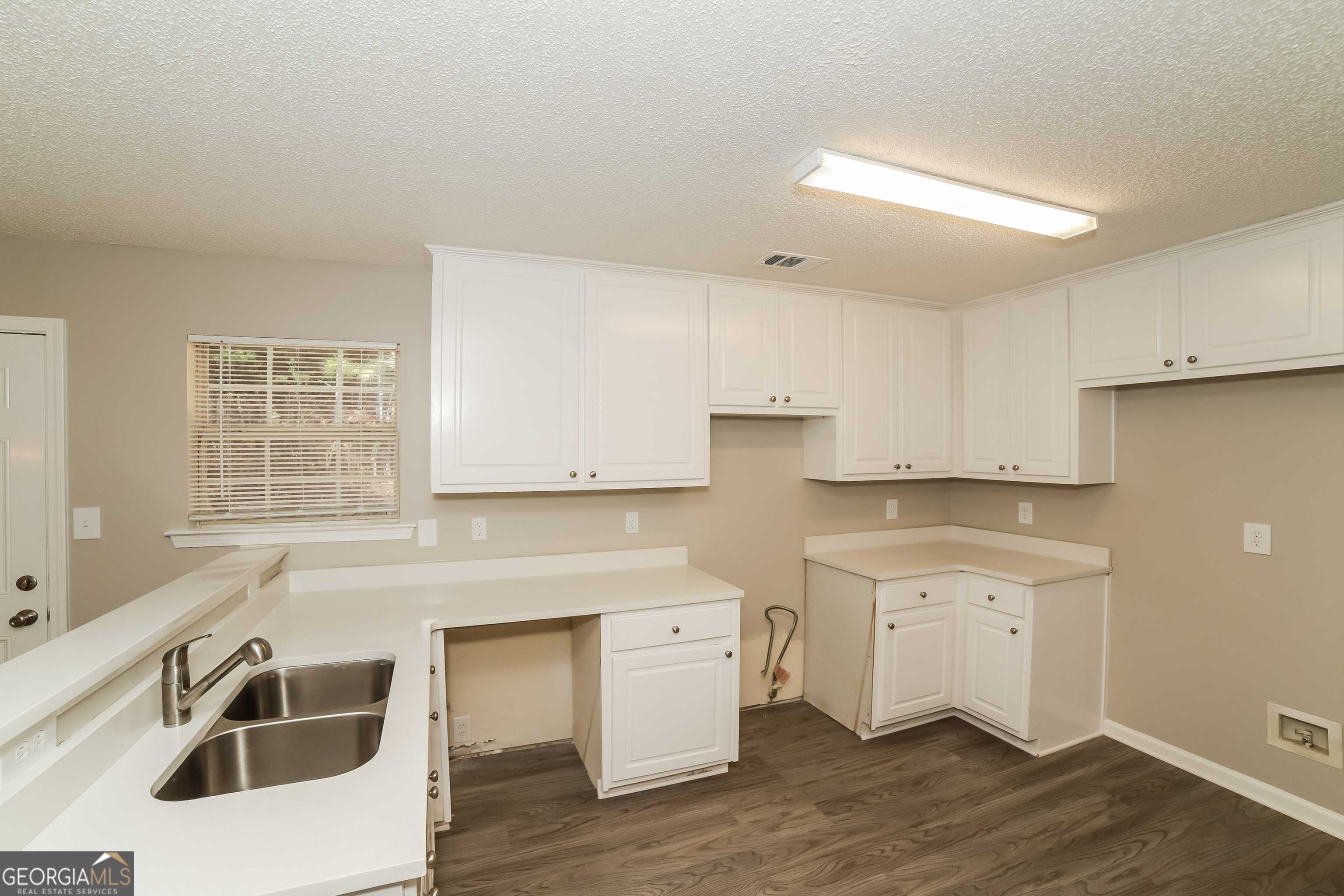 Fairburn, GA 30213,5740 Village LOOP