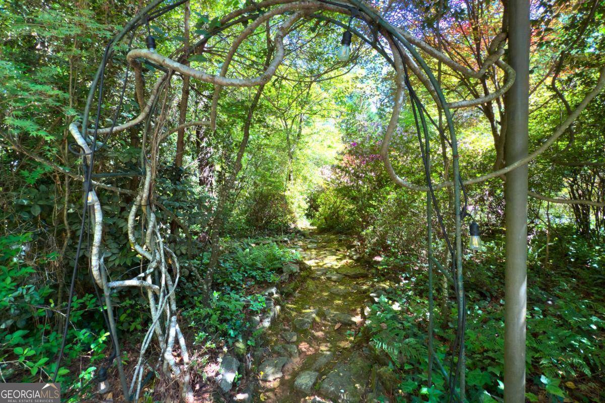 Atlanta, GA 30319,1144 Evergreen DR NE