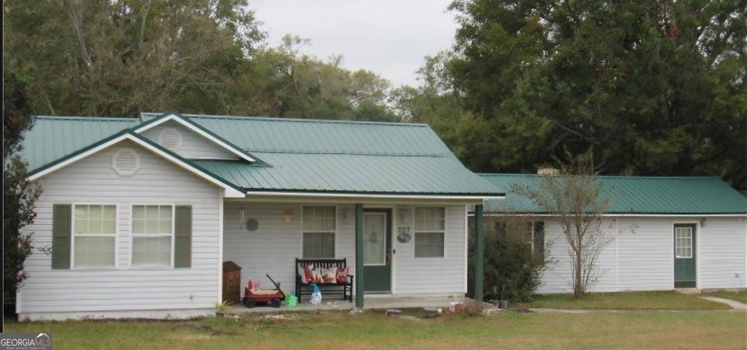 Sylvania, GA 30467,207 Georgia AVE