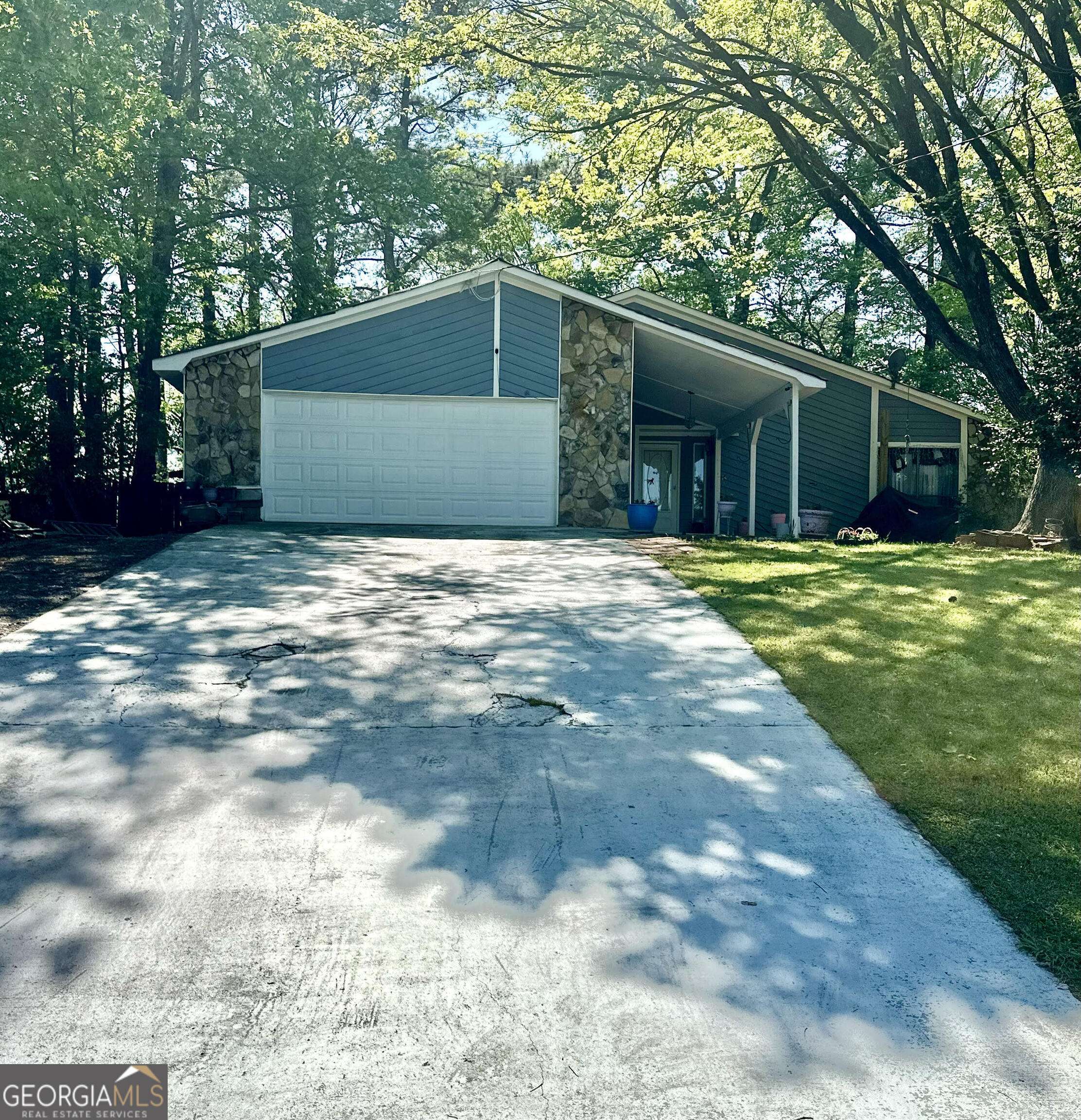 Norcross, GA 30093,1462 Country Downs DR