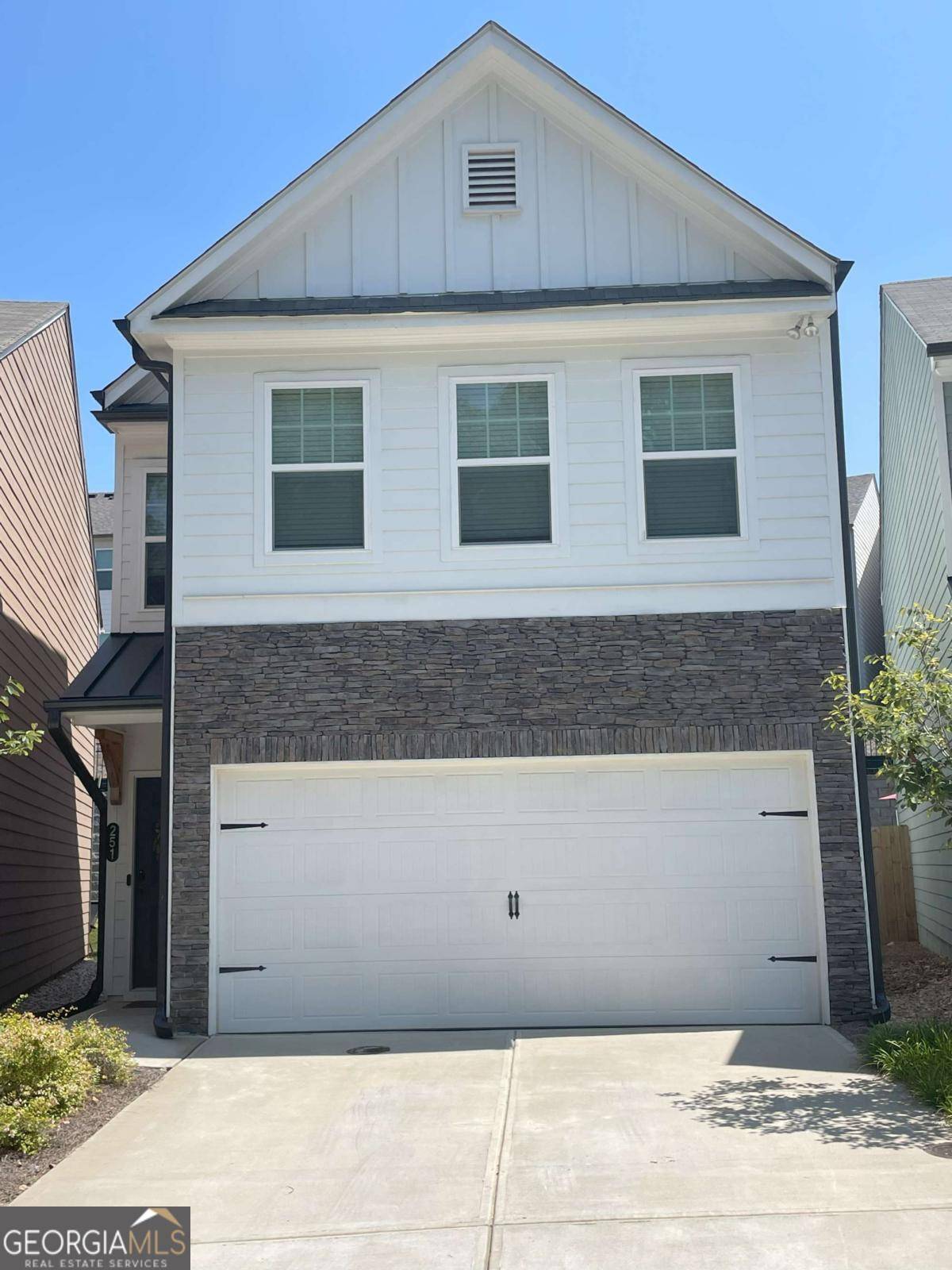 Woodstock, GA 30188,251 Turner LN