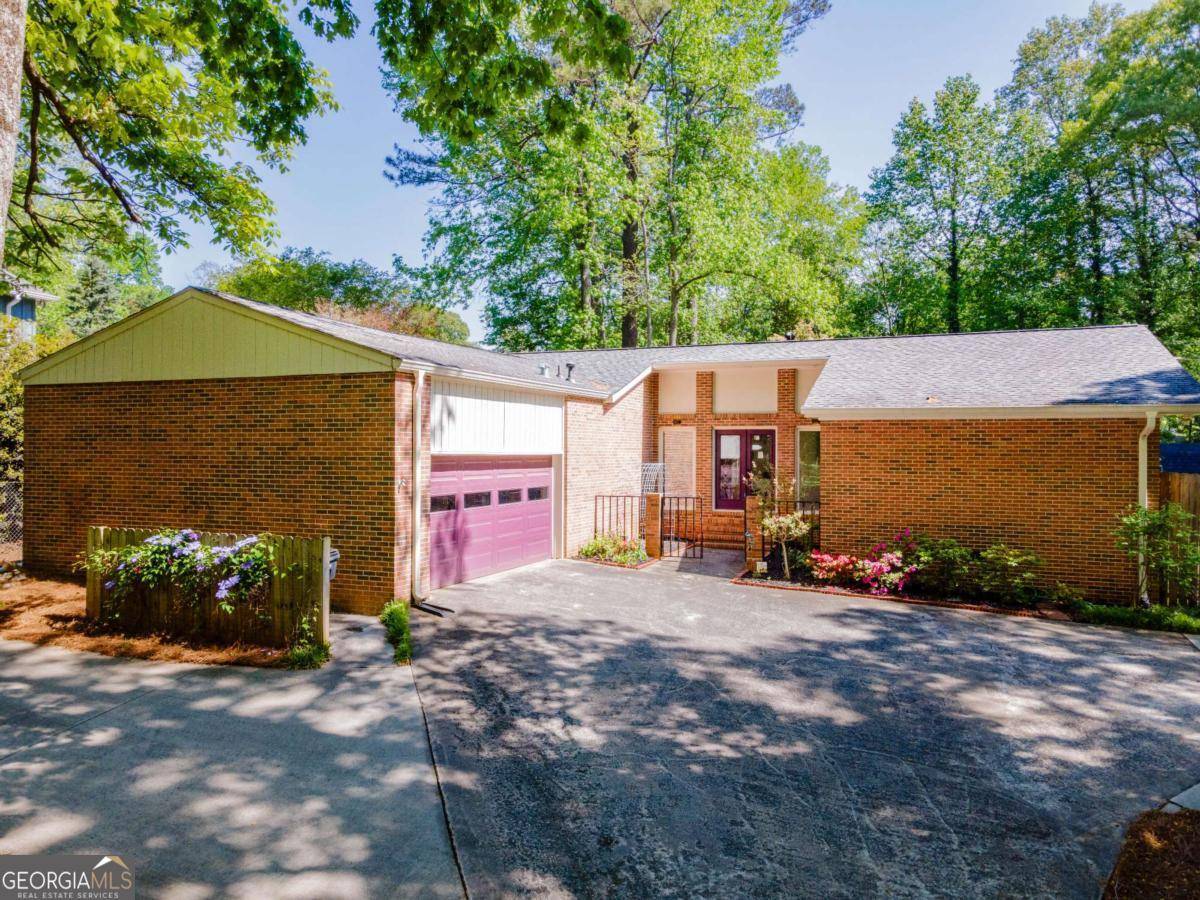 Marietta, GA 30064,3290 Custer Lake DR NW